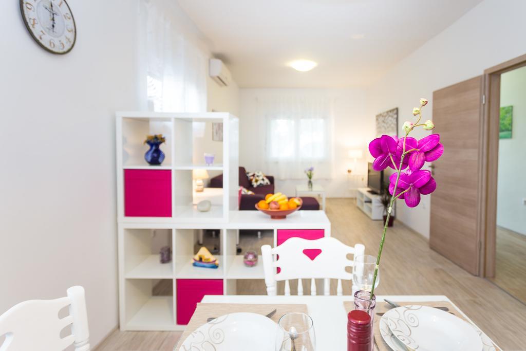 Apartment Perunika ザダル エクステリア 写真