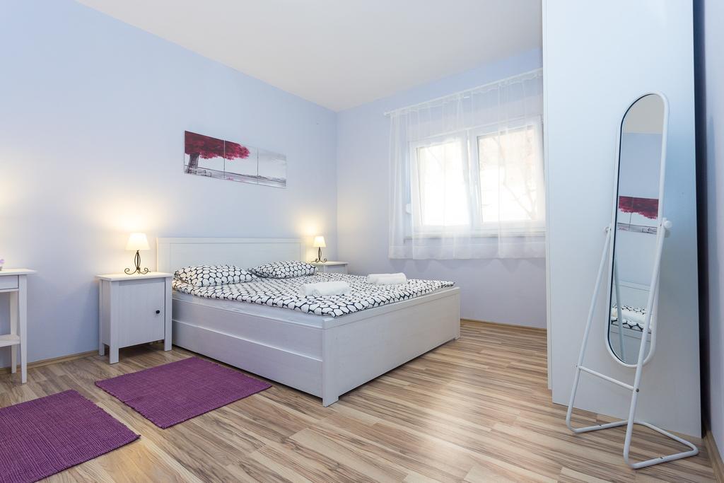 Apartment Perunika ザダル エクステリア 写真