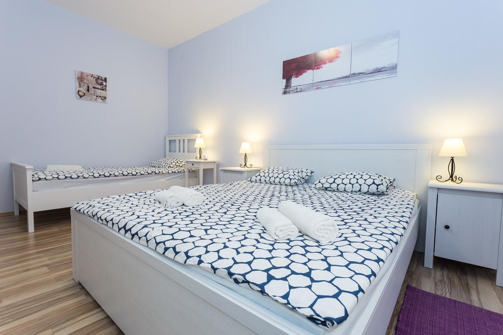 Apartment Perunika ザダル エクステリア 写真